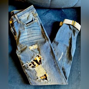 Judy Blues Leopard Distressed Jeans from  Limelush